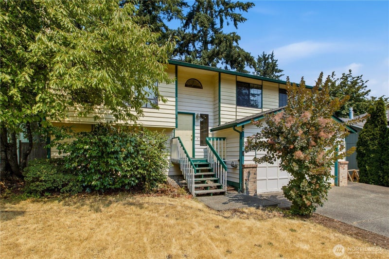 2322 S 357th Street