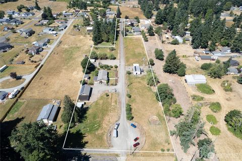 Photo of 4004 50th Street Ct E, Tacoma, WA 98443 (MLS # 2433488)