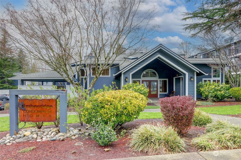 Photo of 14006 NE 181st Place #B205, Woodinville, WA 98072 (MLS # 2052362)