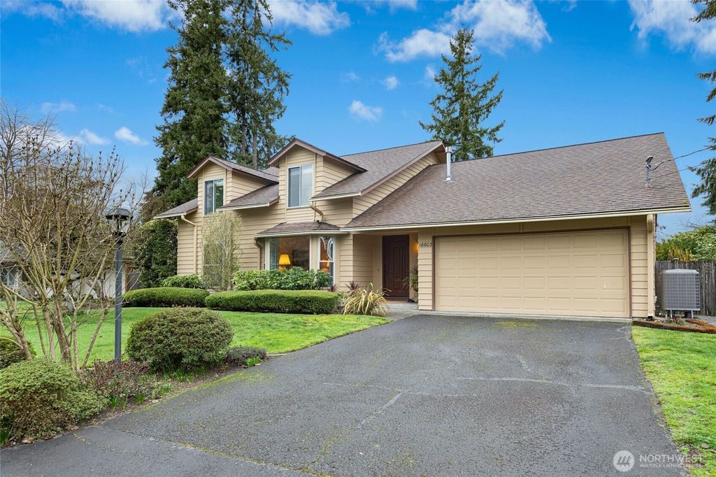 Photo of 16602 NE 18th Street, Bellevue, WA 98008 (MLS # 2480368)