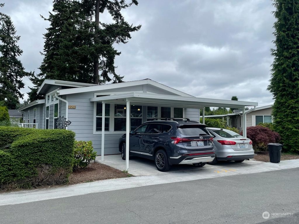Photo of 1725 242nd Street SE #220, Bothell, WA 98021 (MLS # 2138505)