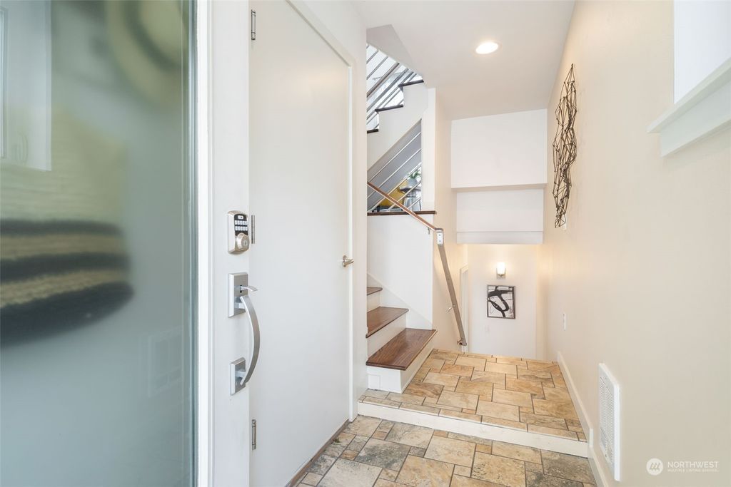 Photo of 913 Martin Luther King Jr Way S #B, Seattle, WA 98144 (MLS # 2218123)
