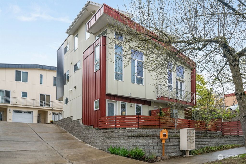 Photo of 913 Martin Luther King Jr Way S #B, Seattle, WA 98144 (MLS # 2218123)