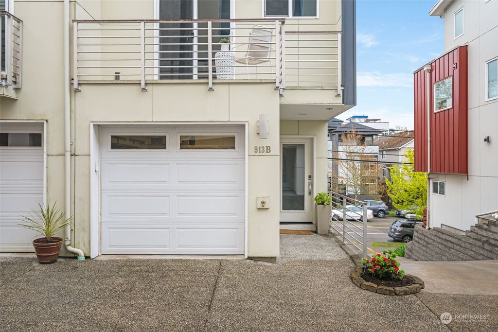 Photo of 913 Martin Luther King Jr Way S #B, Seattle, WA 98144 (MLS # 2218123)