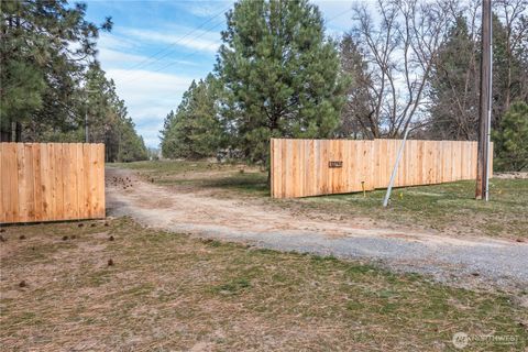 Photo of 1274 Peachcrest Road #F, Kettle Falls, WA 99141 (MLS # 2496453)