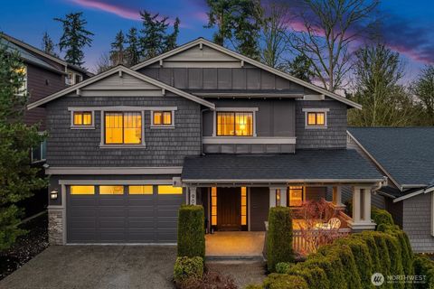 Photo of 9026 NE 127th Place, Kirkland, WA 98034 (MLS # 2515266)