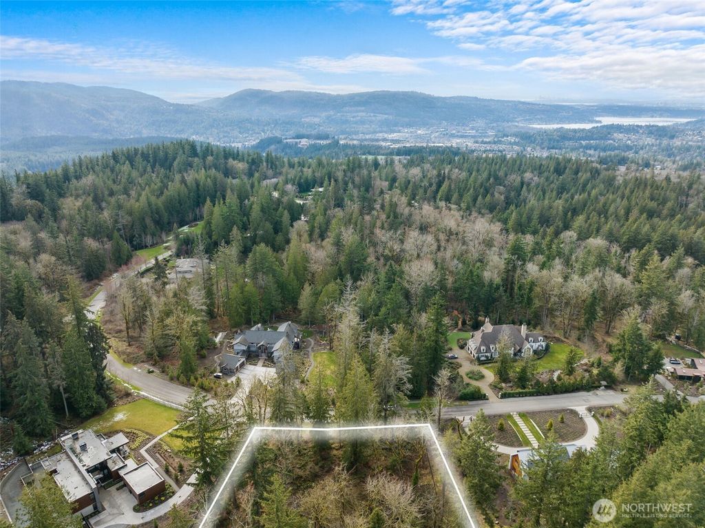 Photo of 27117 SE Grand Ridge Drive, Issaquah, WA 98029 (MLS # 2346778)