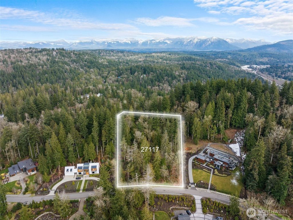 Photo of 27117 SE Grand Ridge Drive, Issaquah, WA 98029 (MLS # 2346778)