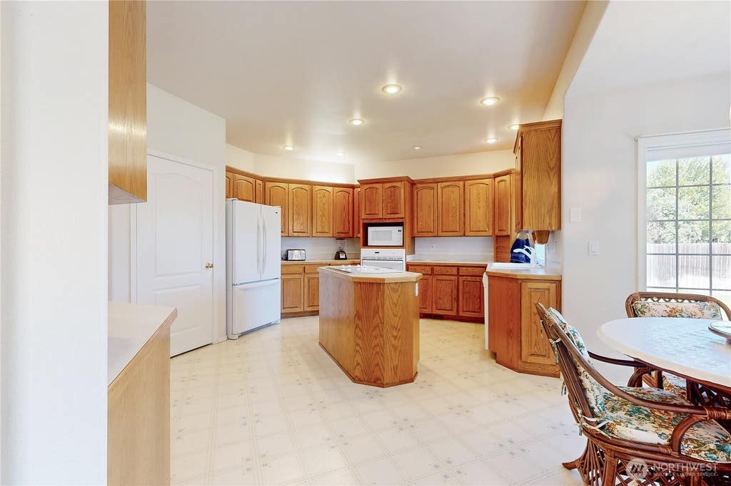 Photo of 1916 SE Clover Court, College Place, WA 99324 (MLS # 2568924)