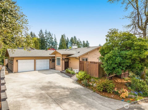 Photo of 16204 Main Street, Bellevue, WA 98008 (MLS # 2537590)