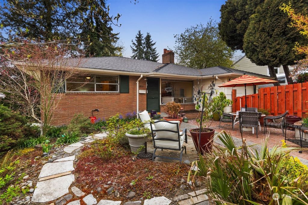 Photo of 3819 46th Avenue SW, Seattle, WA 98116 (MLS # 2194223)