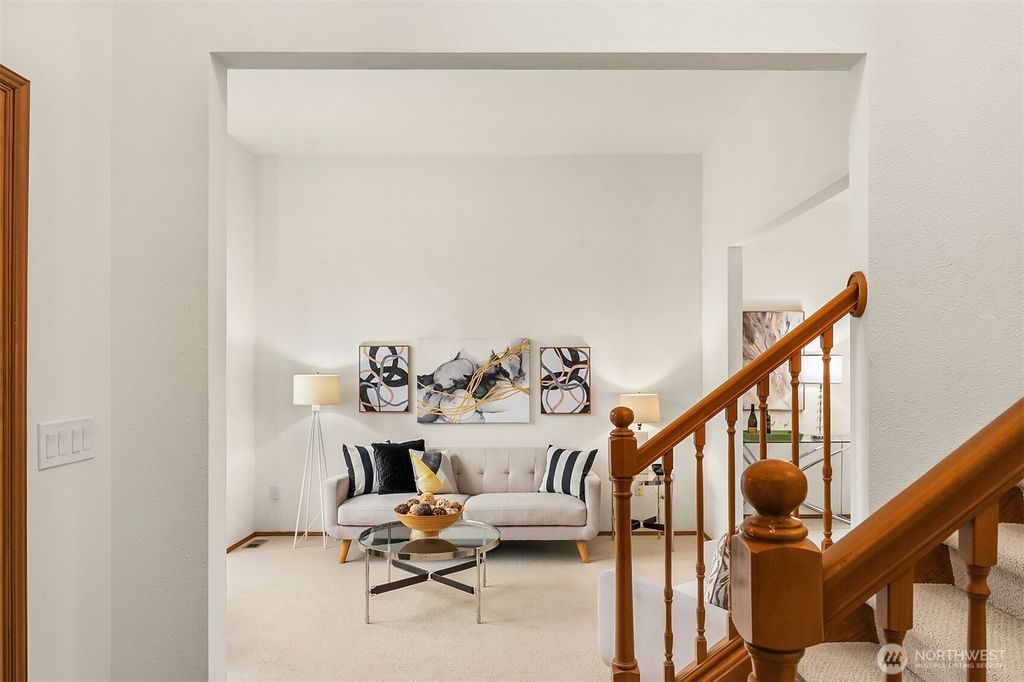 Photo of 729 SW 328th Street, Federal Way, WA 98023 (MLS # 2487099)