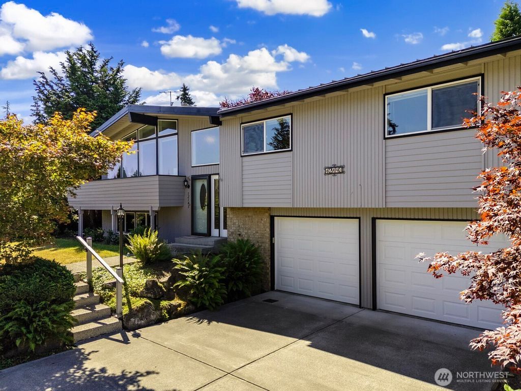 Photo of 12143 SE 68th Place, Bellevue, WA 98006 (MLS # 2403445)