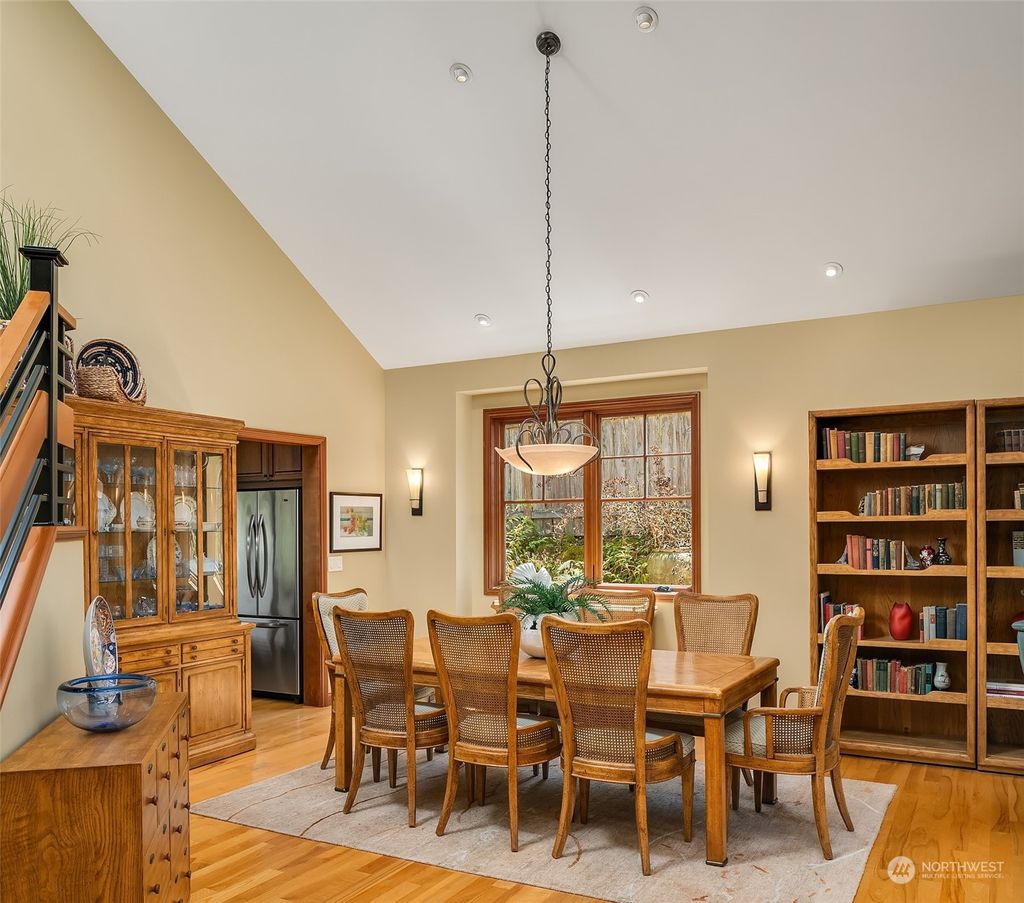Photo of 3728 77th Avenue SE, Mercer Island, WA 98040 (MLS # 2144202)