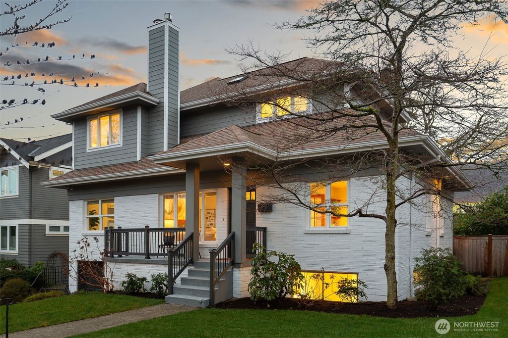 Photo of 6533 42nd Avenue NE, Seattle, WA 98115 (MLS # 2328348)