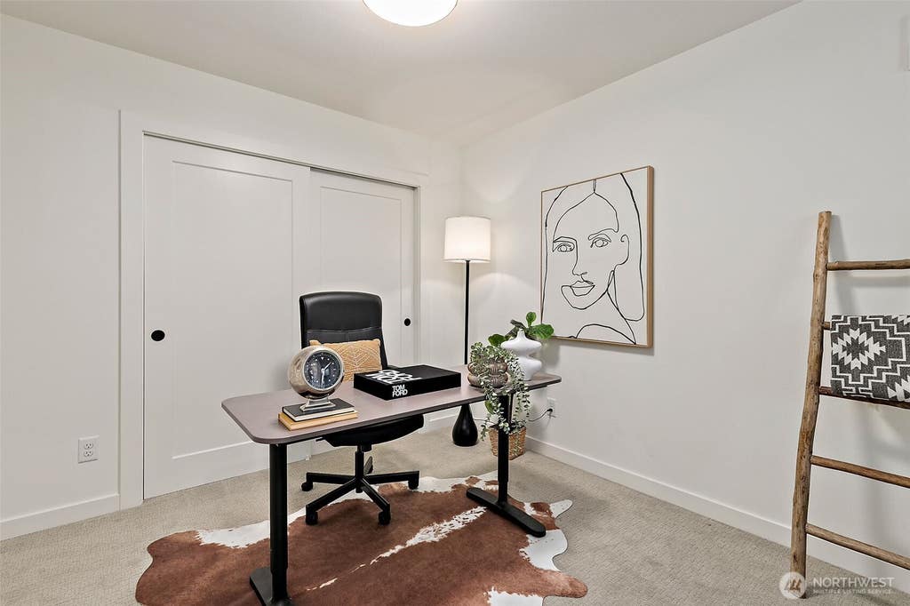 Photo of 2624 Eastlake Avenue E #A, Seattle, WA 98102 (MLS # 2567081)