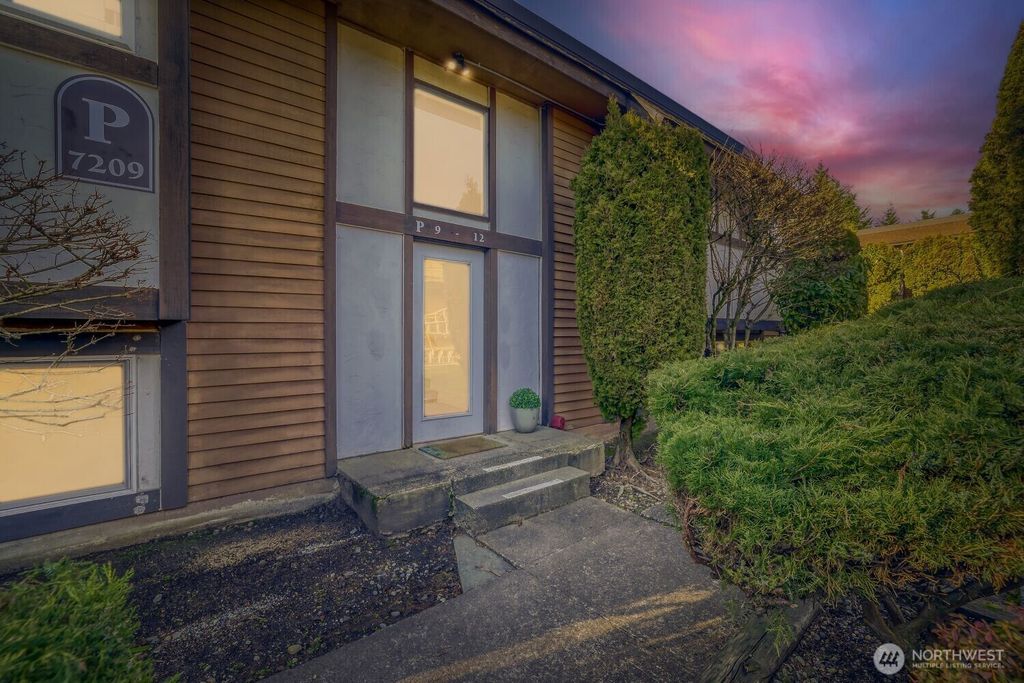Photo of 7209 224th Street SW #P9, Edmonds, WA 98026 (MLS # 2469367)