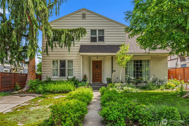 19 Garfield Avenue
