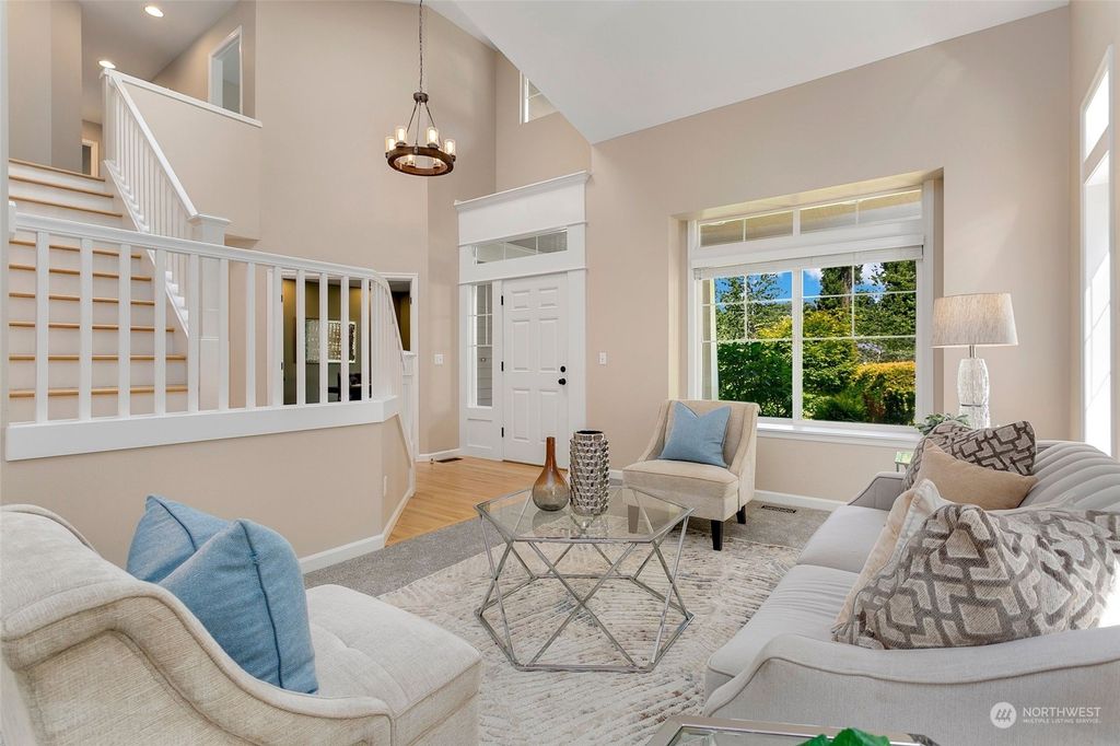 Photo of 17203 109th Place NE, Bothell, WA 98011 (MLS # 2134191)