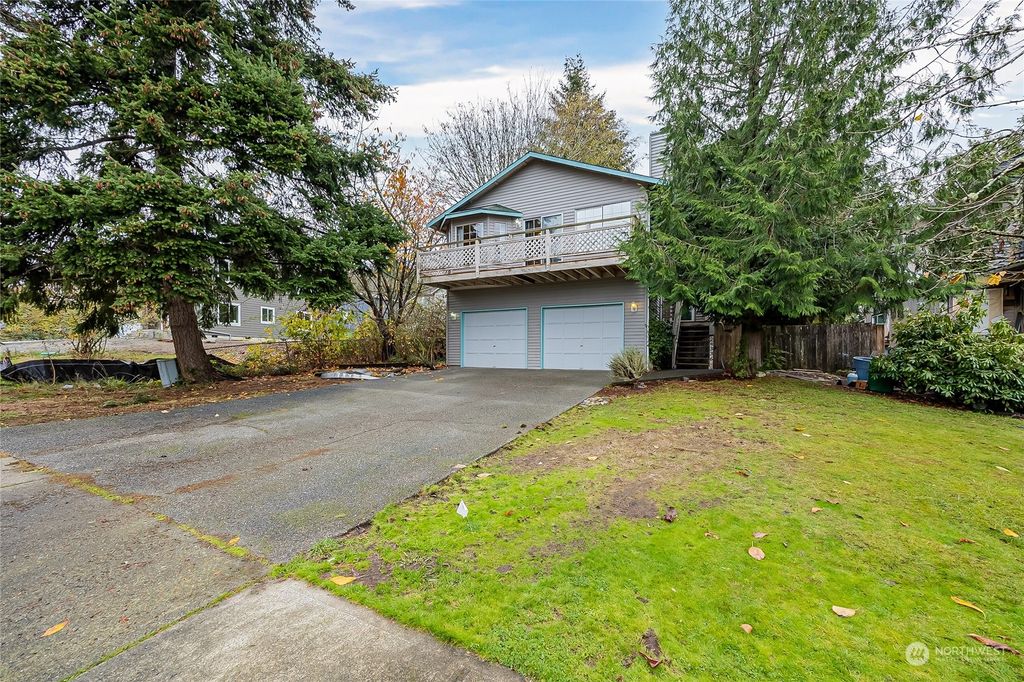 Photo of 24336 24th Avenue S, Des Moines, WA 98198 (MLS # 2315312)