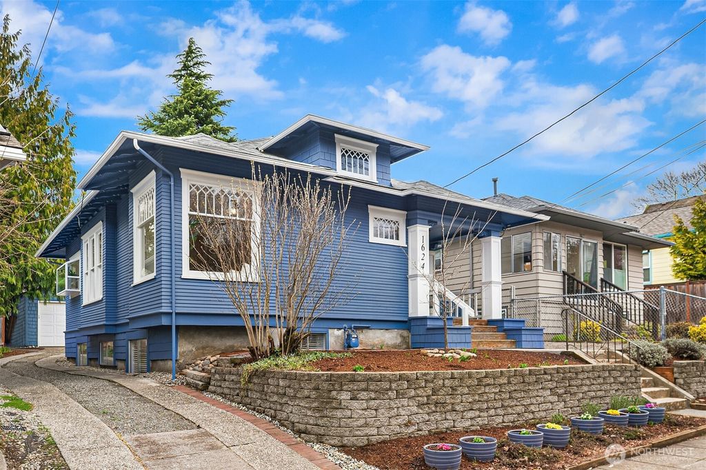 Photo of 1624 N 50th Street, Seattle, WA 98103 (MLS # 2344836)