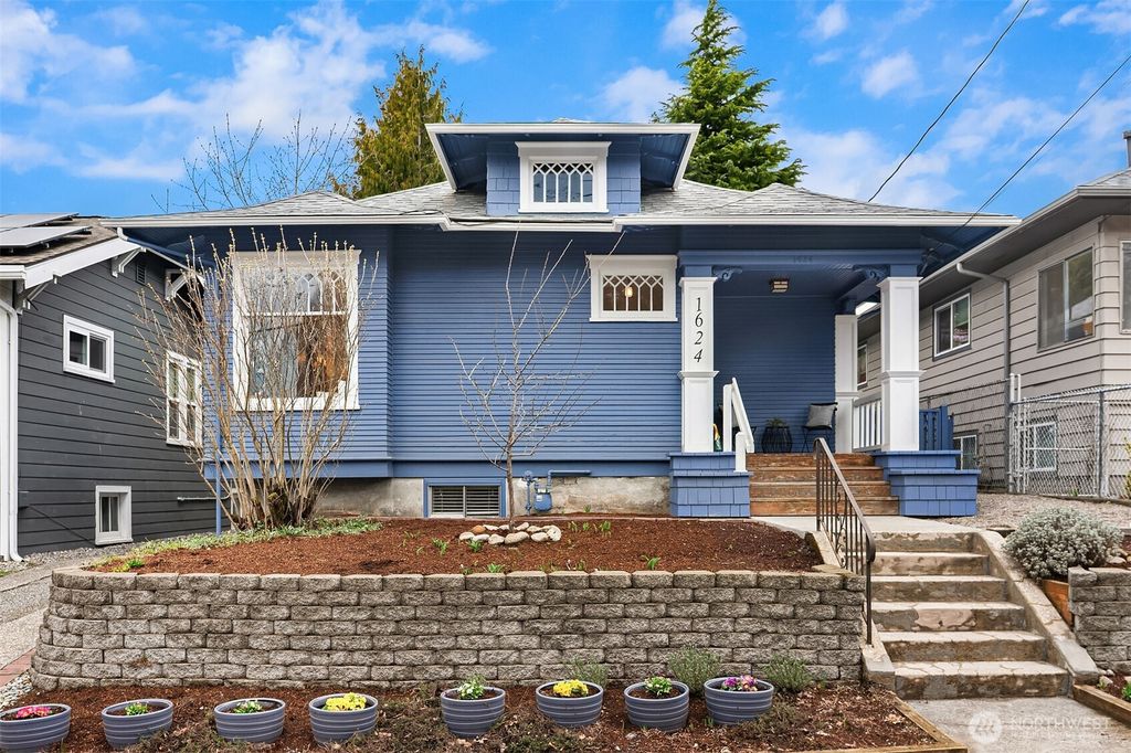 Photo of 1624 N 50th Street, Seattle, WA 98103 (MLS # 2344836)