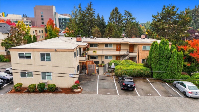 4001 NE 50th Street