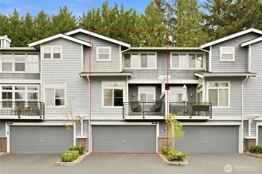 Photo of 8806 123rd Lane NE #8806, Kirkland, WA 98033 (MLS # 2513931)