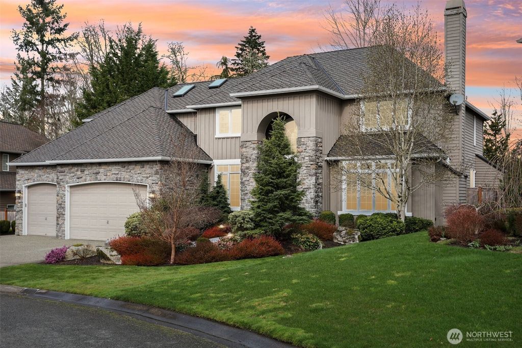 Photo of 26624 SE 15th Street, Sammamish, WA 98075 (MLS # 2343156)