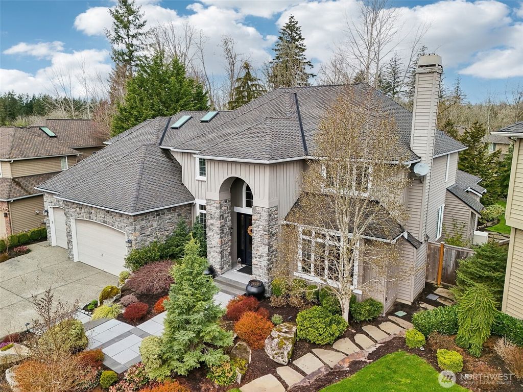 Photo of 26624 SE 15th Street, Sammamish, WA 98075 (MLS # 2343156)