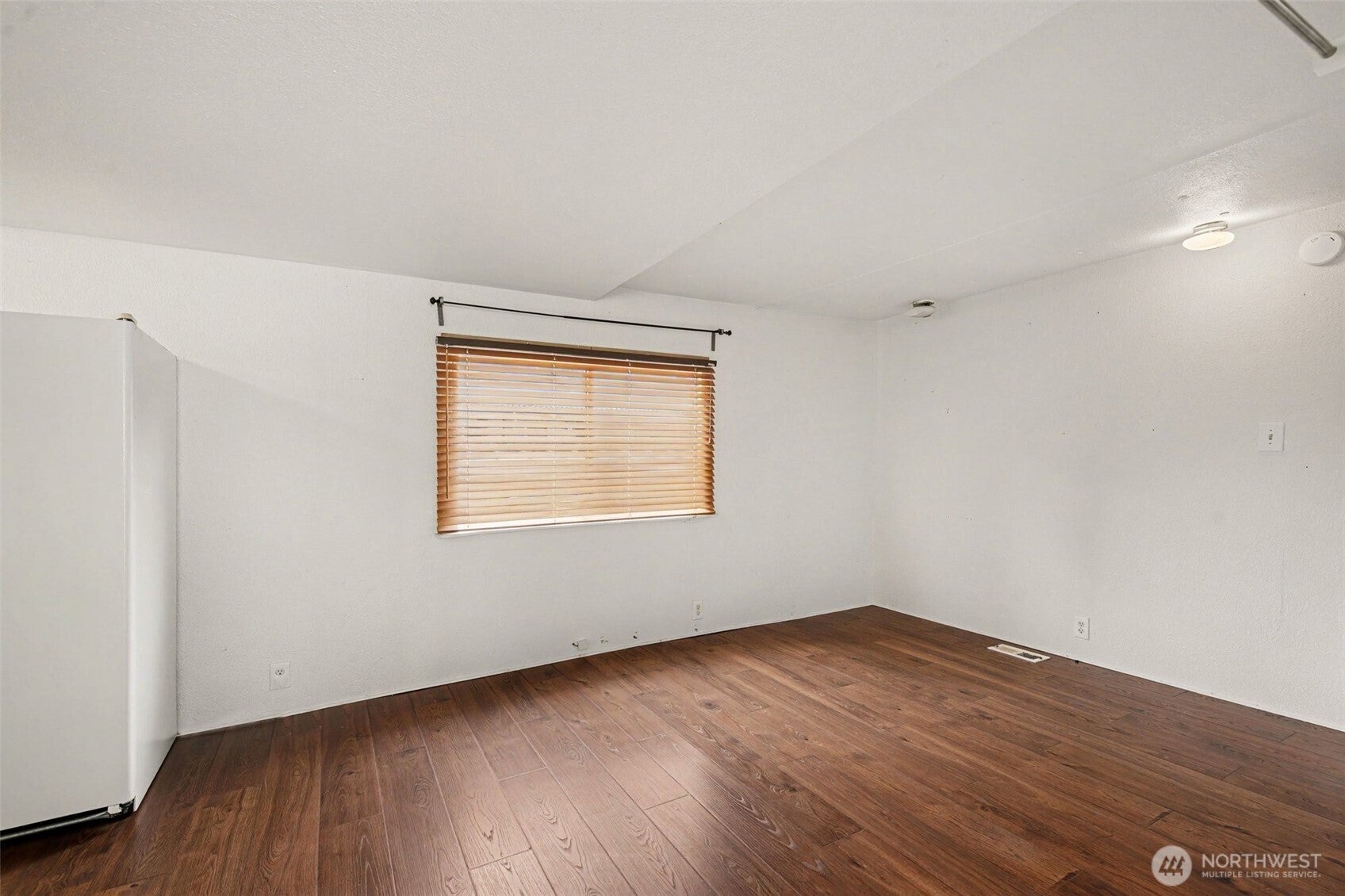 10515 Woodinville Drive 3