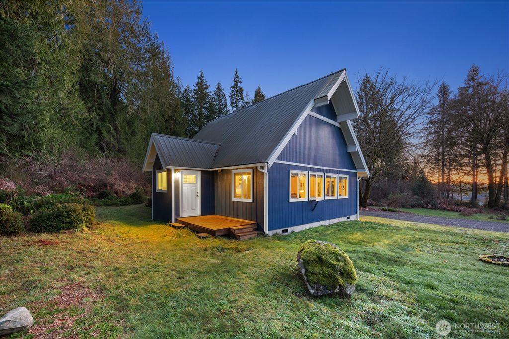 Photo of 6350 SE Arcadia Road, Shelton, WA 98584 (MLS # 2481161)