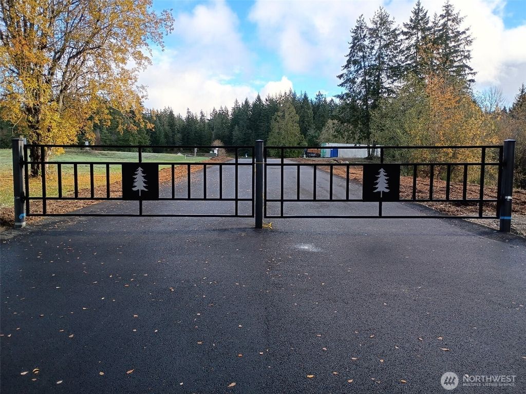 Photo of 6 Crescent Valley Drive NW, Gig Harbor, WA 98332 (MLS # 2474836)