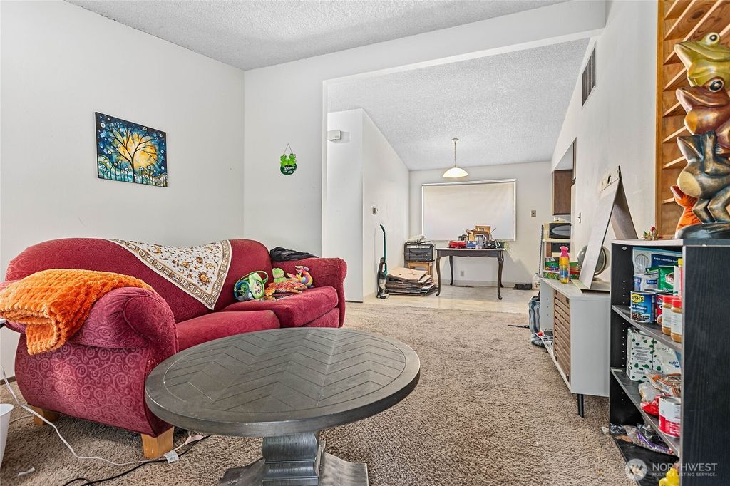 Photo of 3340 Cherrywood Avenue, Bellingham, WA 98225 (MLS # 2495128)