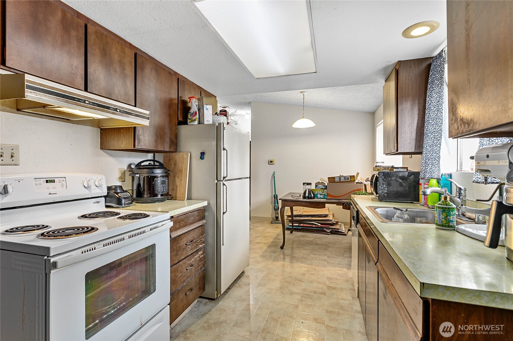 3340 Cherrywood Avenue