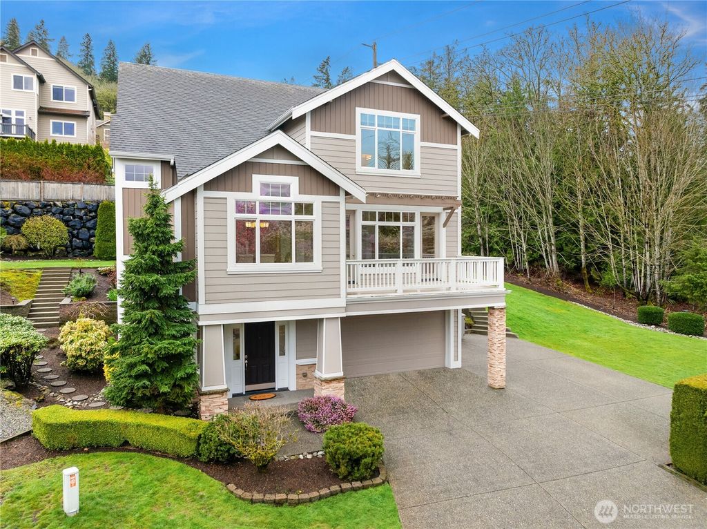 Photo of 917 Bear Ridge Court NW, Issaquah, WA 98027 (MLS # 2493049)