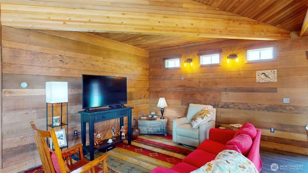 Photo of 71 Shumway Road, Omak, WA 98841 (MLS # 2492039)