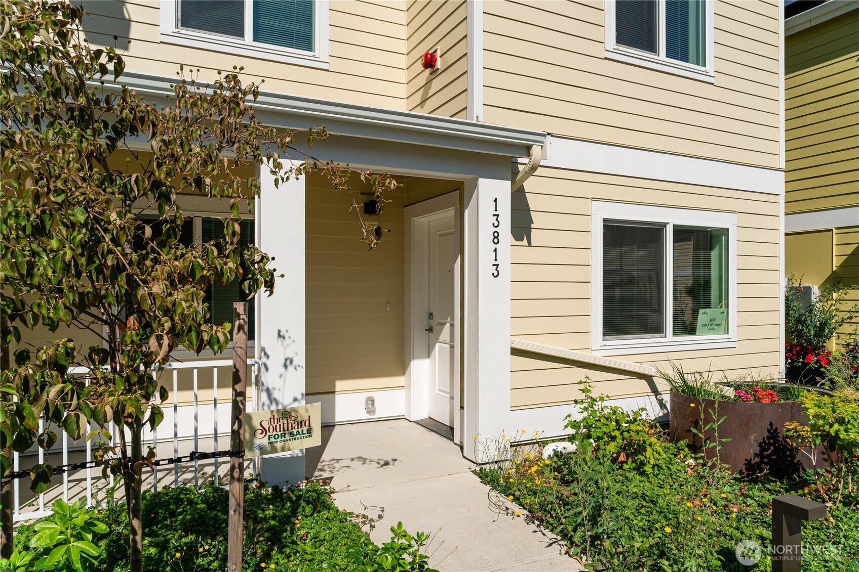 13813 32nd Lane S