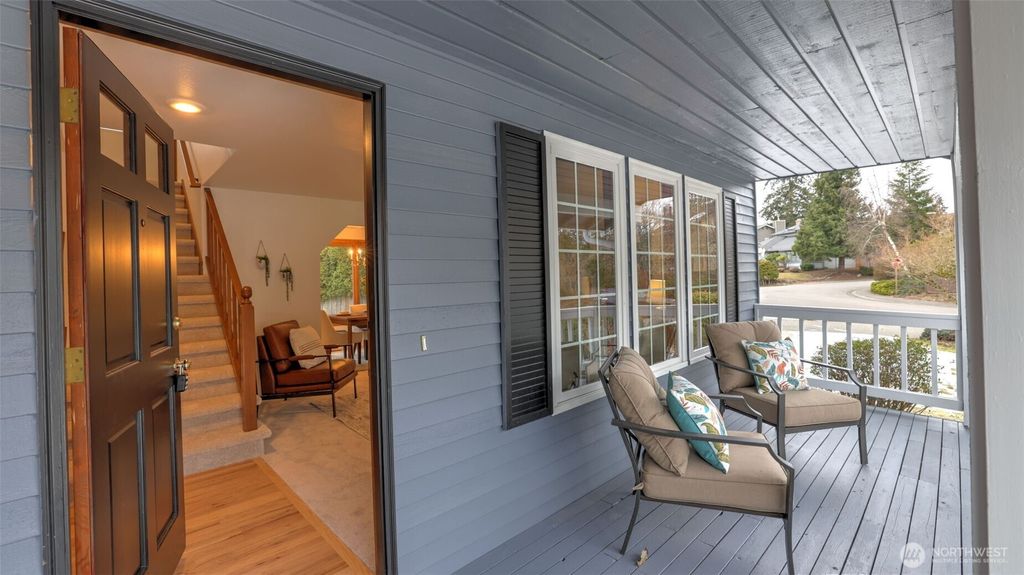 Photo of 18230 152nd Avenue SE, Renton, WA 98058 (MLS # 2332856)