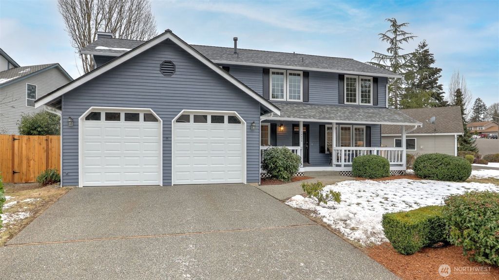 Photo of 18230 152nd Avenue SE, Renton, WA 98058 (MLS # 2332856)