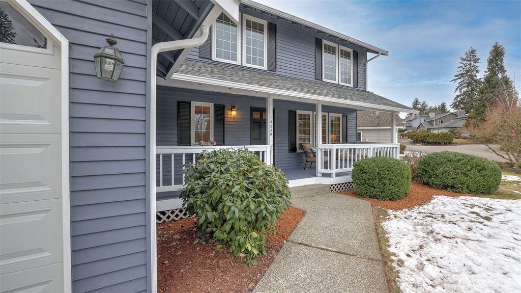 Photo of 18230 152nd Avenue SE, Renton, WA 98058 (MLS # 2332856)