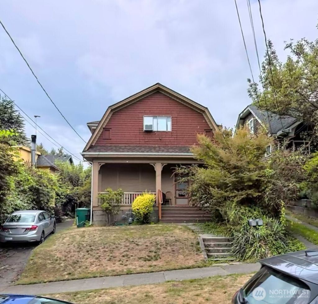 Photo of 4037 Latona Avenue NE, Seattle, WA 98105 (MLS # 2336139)