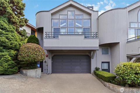 Photo of 10135 NE 64th Street #A, Kirkland, WA 98033 (MLS # 2451318)