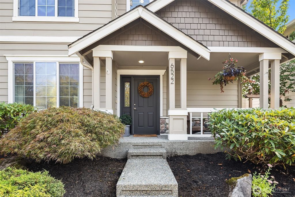 Photo of 6522 W Crest View Loop SE, Snoqualmie, WA 98065 (MLS # 2426878)