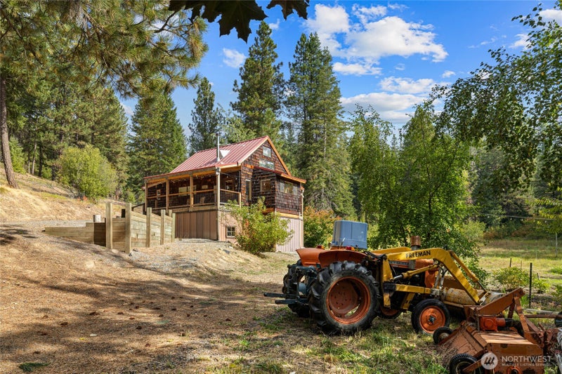 760 Wagon Wheel Rd.