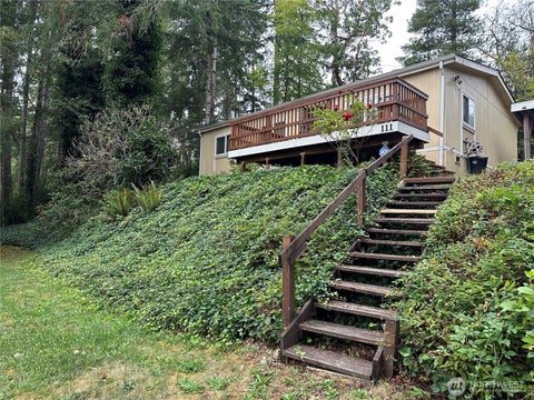 Photo of 111 E Woodlane Drive, Grapeview, WA 98546 (MLS # 2578475)