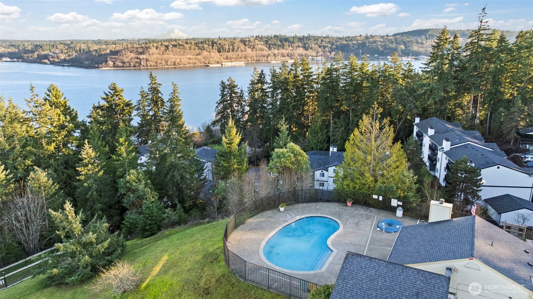 1725 W Sunn Fjord Lane J304