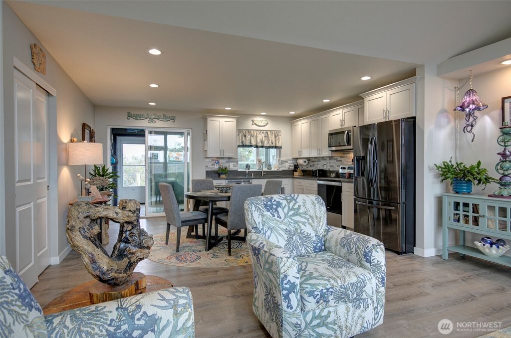 Photo of 1436 Sand Pebble Avenue SW, Ocean Shores, WA 98569 (MLS # 2466647)