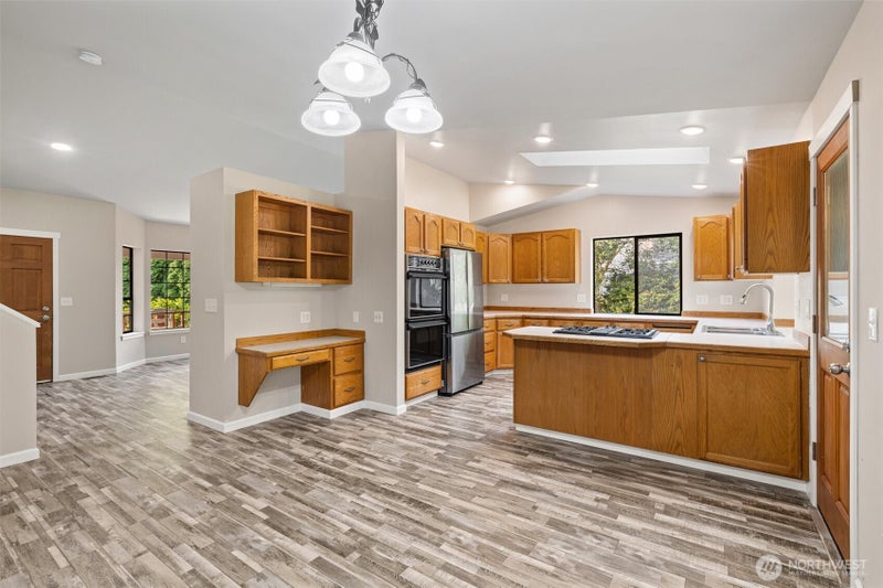 703 Salmon Run Street