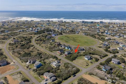 Photo of 408 S Bel Air Loop SW, Ocean Shores, WA 98569 (MLS # 2511279)